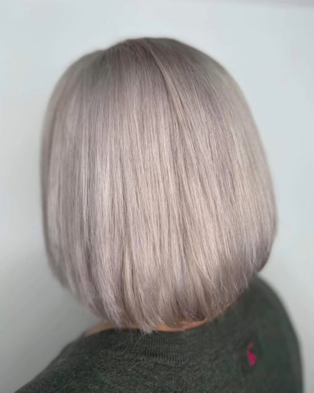 short, bob hair cut with beautiful transitional grey hair colour the salon langley park (1) short, bob hair cut with beautiful transitional grey hair colour the salon langley park (1)